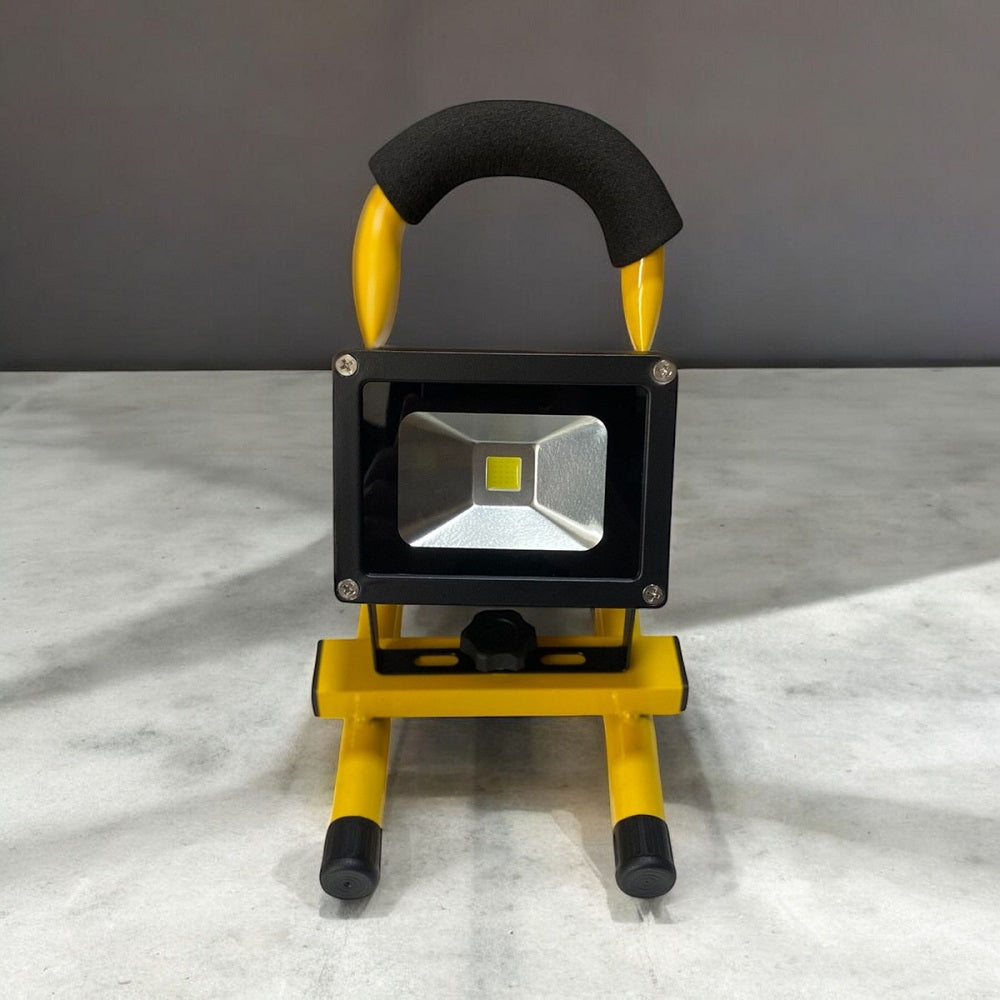 Reflecor Led Omio De Obra Portatil Recargable 10w
