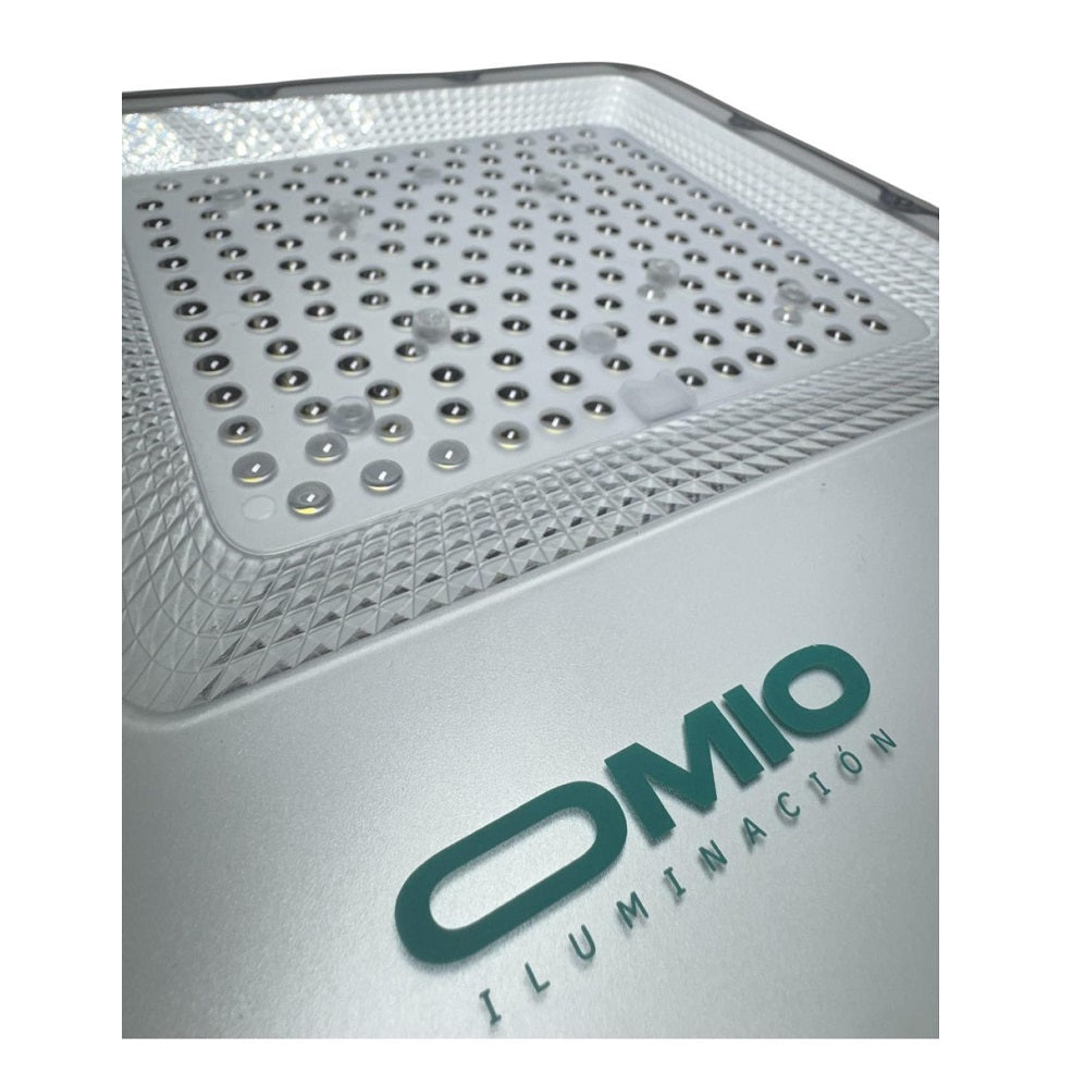 Reflector Led Omio 200w Policarbonato Alta Potencia