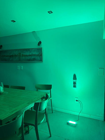 Foco Reflector Led Rgb 50w Lupa Difusor Policarbonato Omio