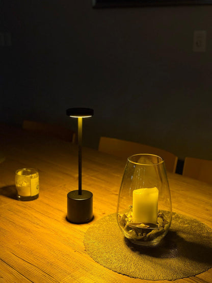 Lámpara Led Recargable Omio Touch Táctil 3 Tonos De Luz Negro