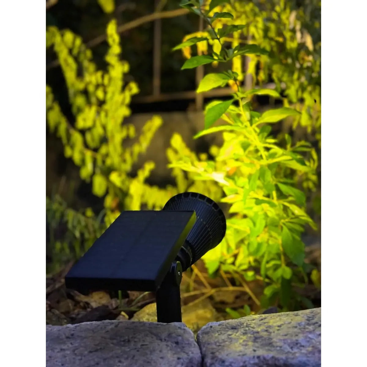 Lámpara Solar Exterior Led Omio Pincho Jardín Con Fotocélula