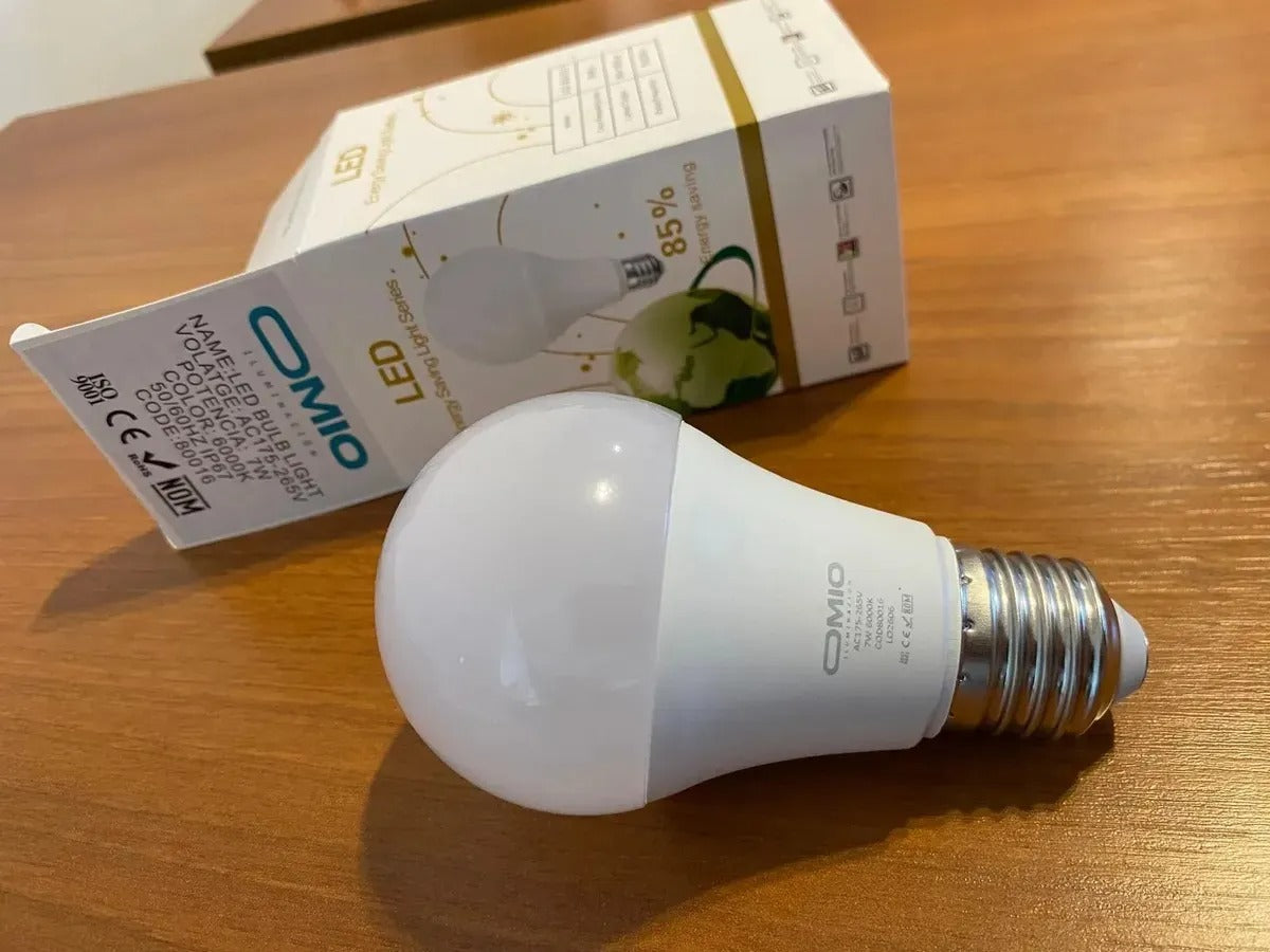 Lámpara Bulbo Led 15 watts Luz Fría