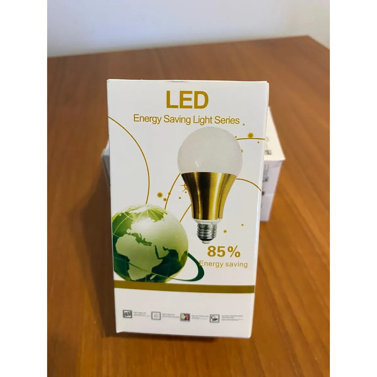 Lámpara Omio Bulbo Led 7 watts Luz Frío 3000k